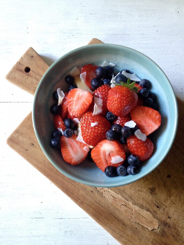 fruit-bowl-strawberries