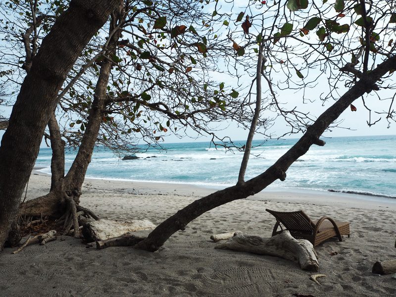 RosyCheeks-Blog-Costa-Rica-Latitude-10-Junior-Suite-beach-2